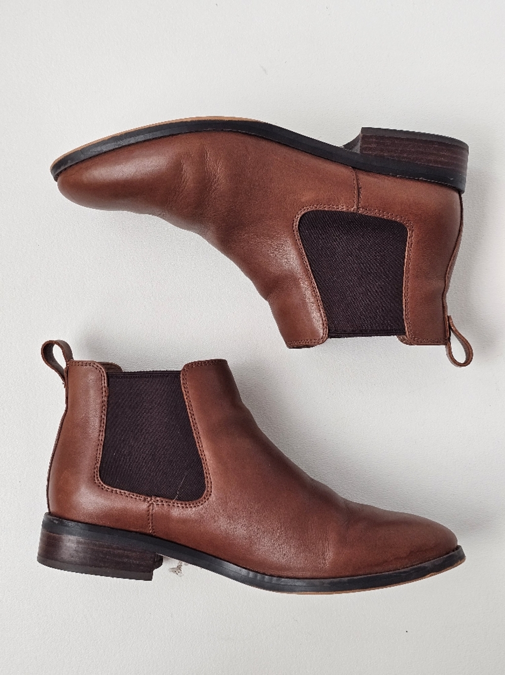 Clarks Ria Chelsea Boots Brown Leather Ankle Pull On Womens 9